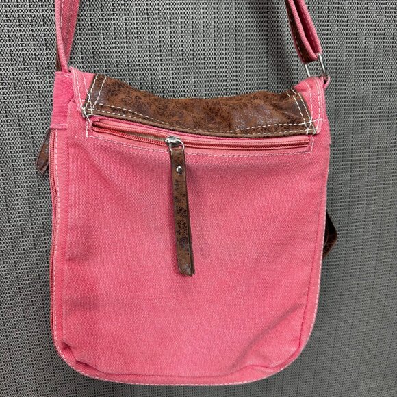 Colorful Canvas & Faux Leather Crossbody Bag With Shoe Design - Picture 4 of 5